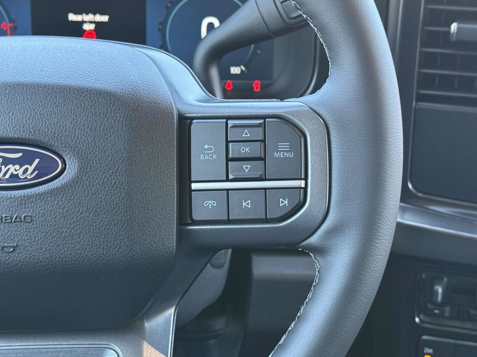 2027 Ford Super Duty F-250 SRW LARIAT