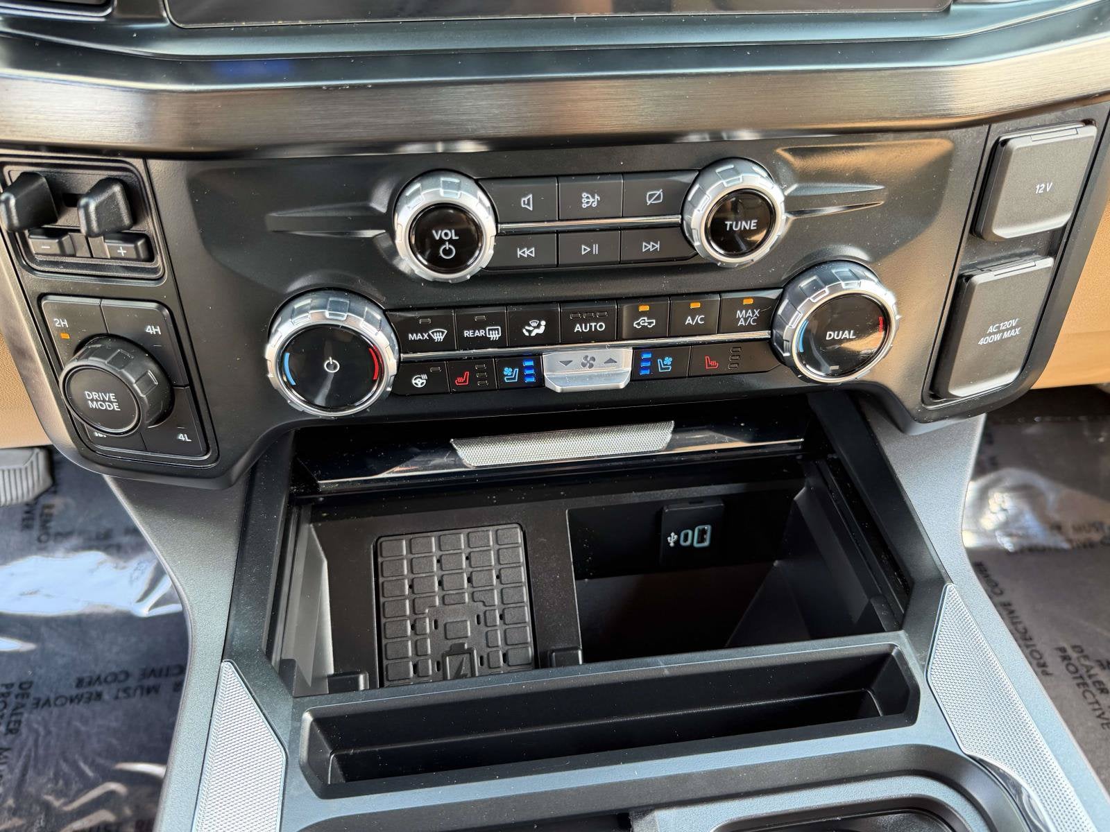 2023 Ford Super Duty F-250 SRW LARIAT