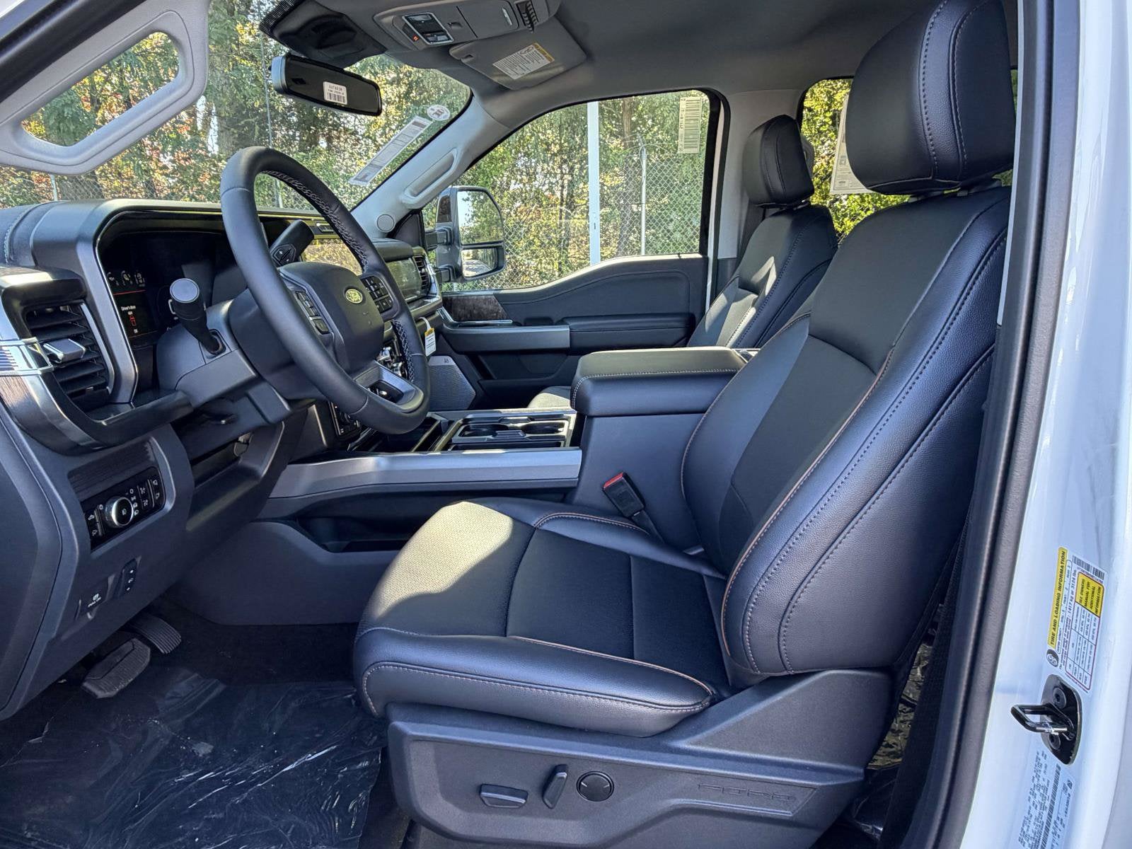 2027 Ford Super Duty F-250 SRW LARIAT