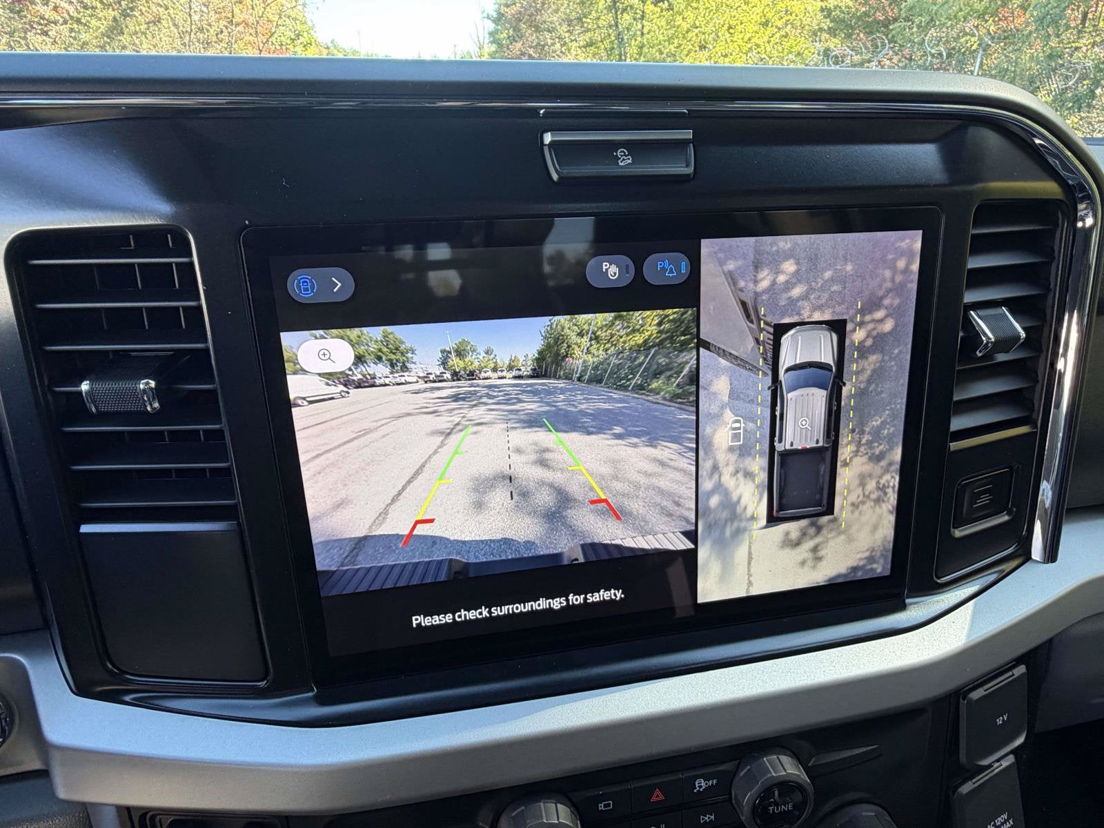 2027 Ford Super Duty F-250 SRW XLT