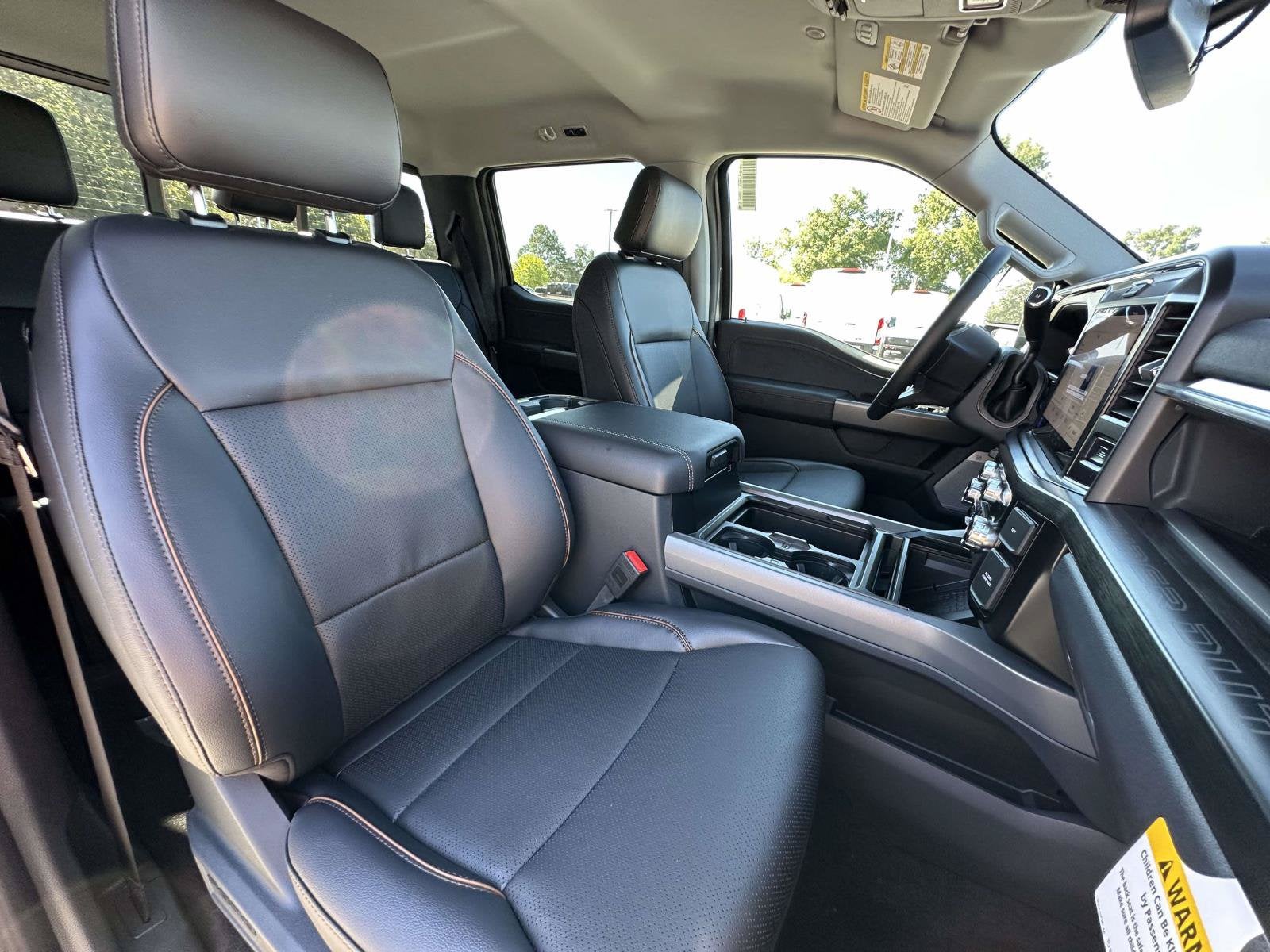 2027 Ford Super Duty F-250 SRW LARIAT