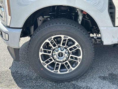 2026 Ford Super Duty F-350 SRW Platinum