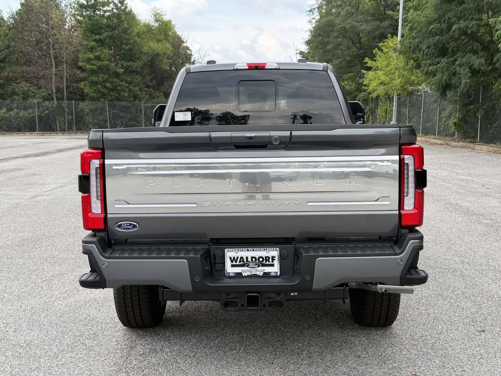 2026 Ford Super Duty F-350 SRW Platinum