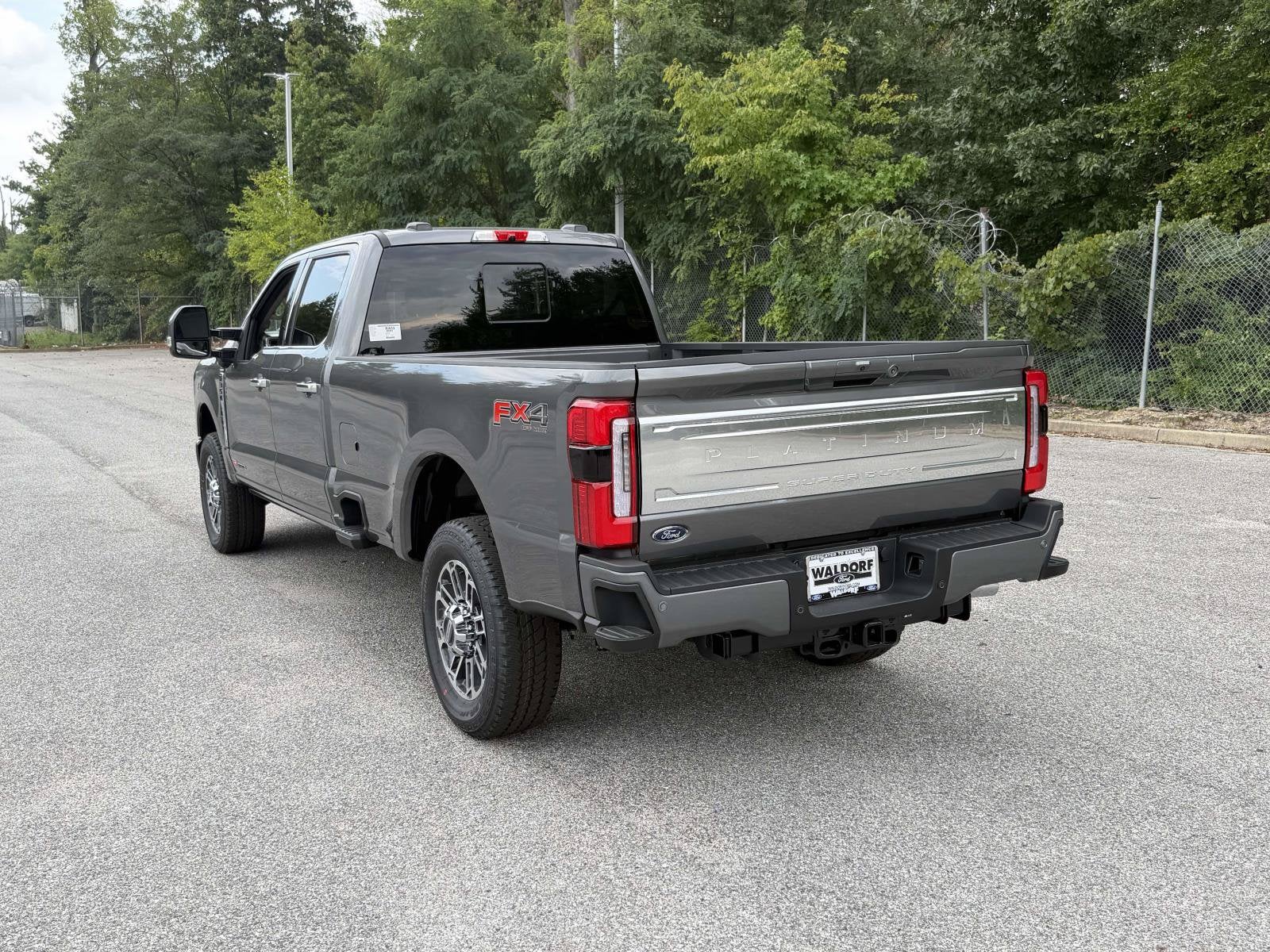 2026 Ford Super Duty F-350 SRW Platinum