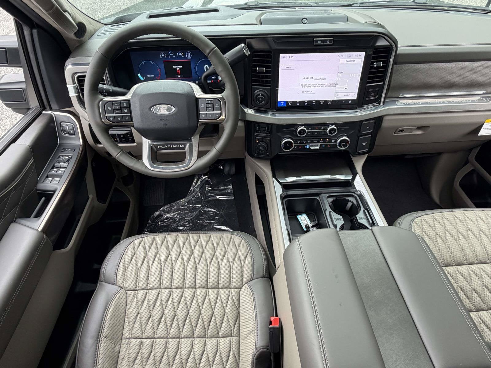 2026 Ford Super Duty F-350 SRW Platinum