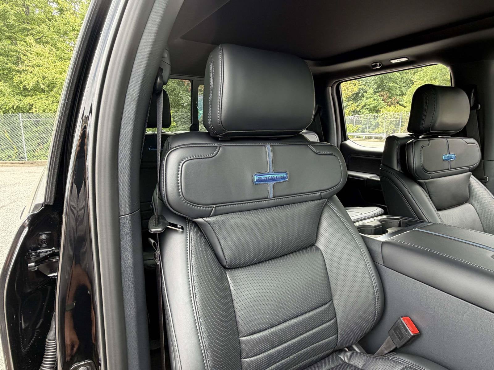 2026 Ford Super Duty F-350 SRW Platinum
