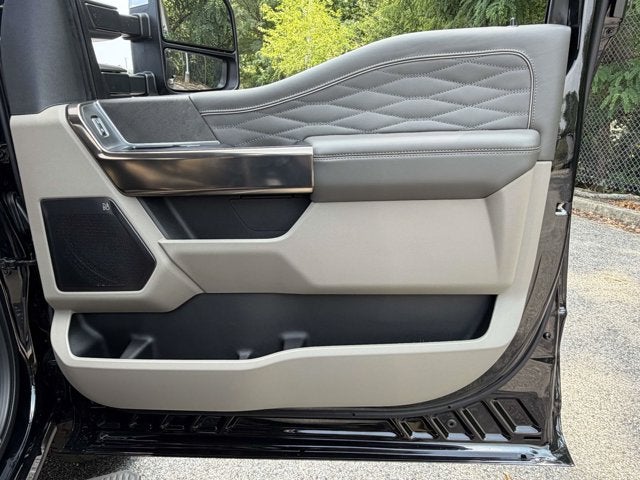 2026 Ford Super Duty F-350 SRW Platinum