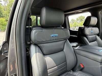 2026 Ford Super Duty F-350 SRW Platinum