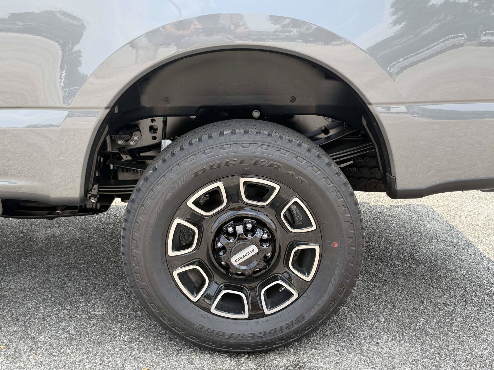 2026 Ford Super Duty F-350 SRW Platinum