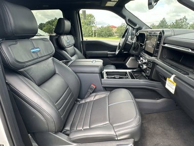 2026 Ford Super Duty F-350 SRW Platinum