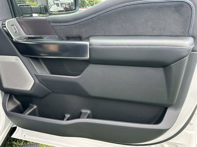 2026 Ford Super Duty F-350 SRW Platinum