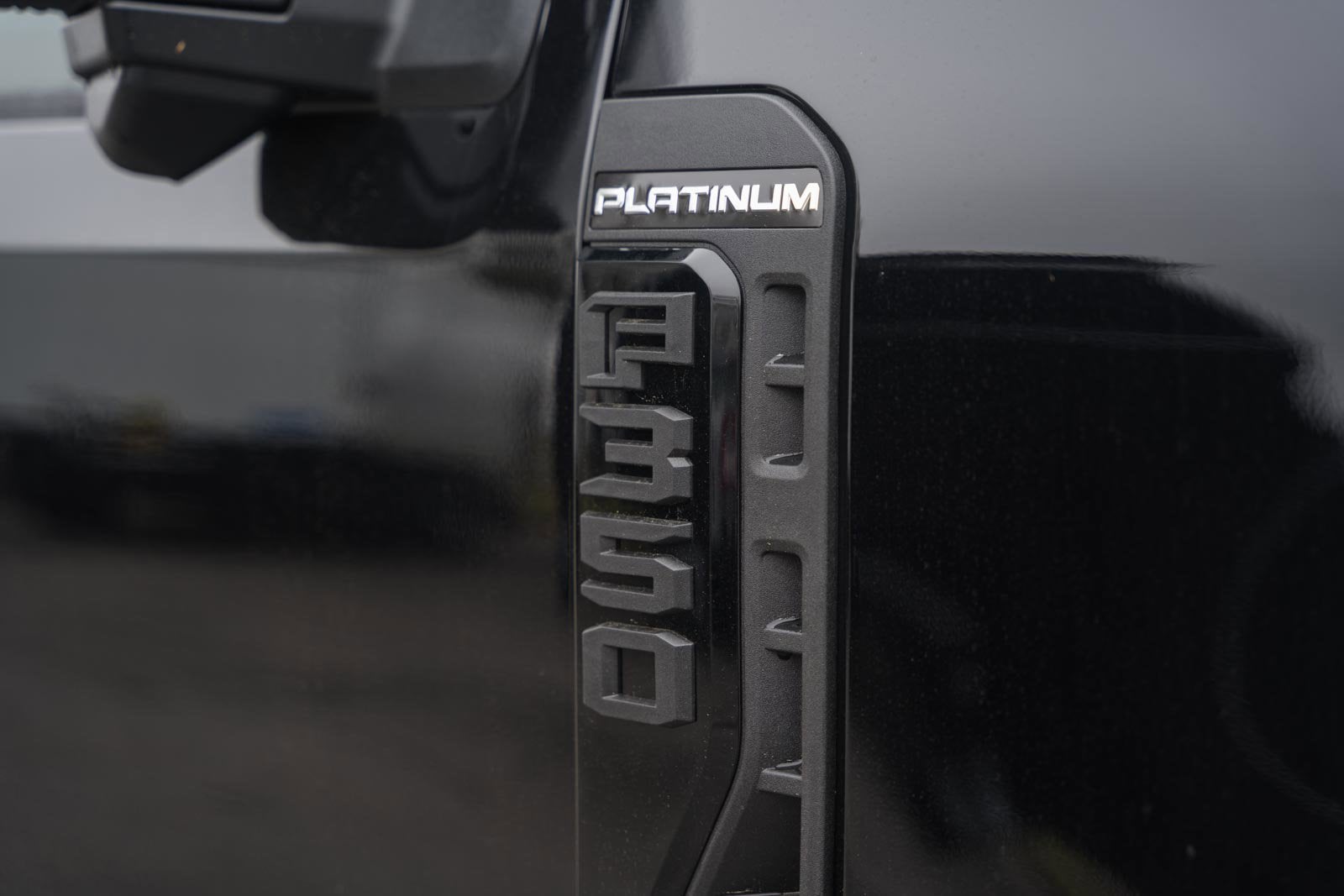 2026 Ford Super Duty F-350 SRW Platinum