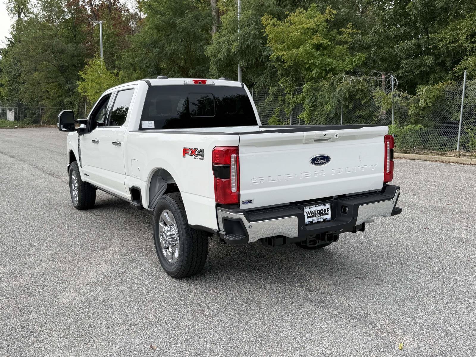 2026 Ford Super Duty F-350 SRW LARIAT