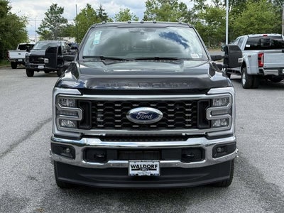 2026 Ford Super Duty F-350 DRW LARIAT