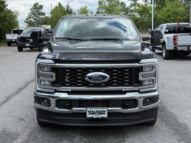 2026 Ford Super Duty F-350 DRW LARIAT