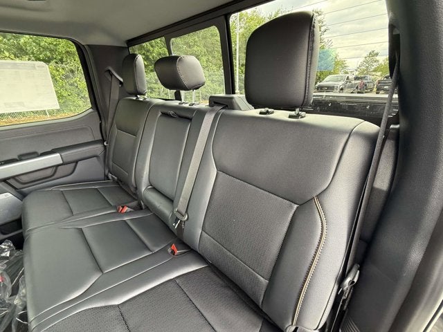 2026 Ford Super Duty F-350 DRW LARIAT