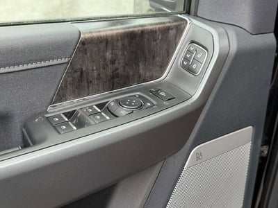 2026 Ford Super Duty F-350 DRW LARIAT