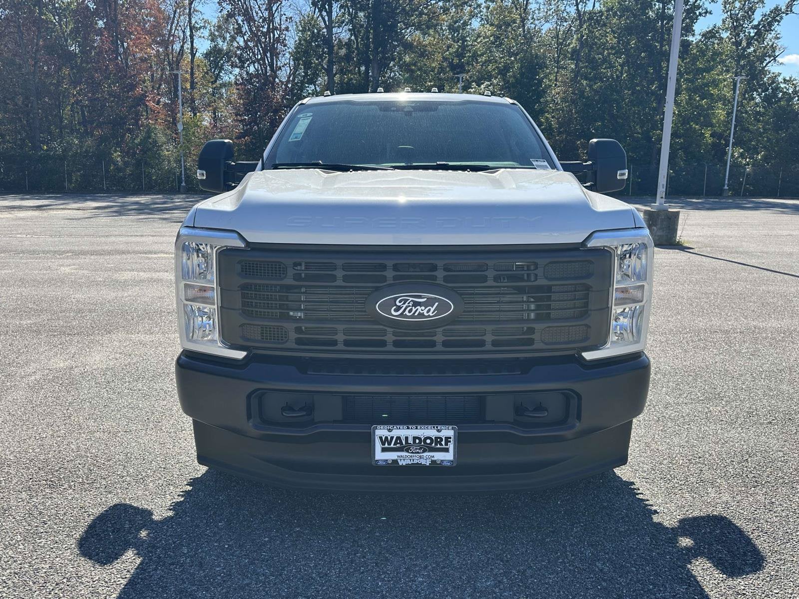 2027 Ford Super Duty F-350 DRW XL