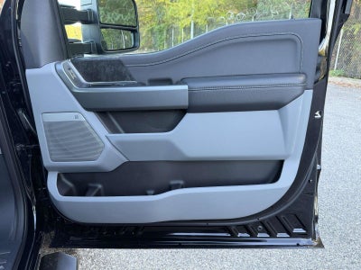 2027 Ford Super Duty F-350 DRW XLT