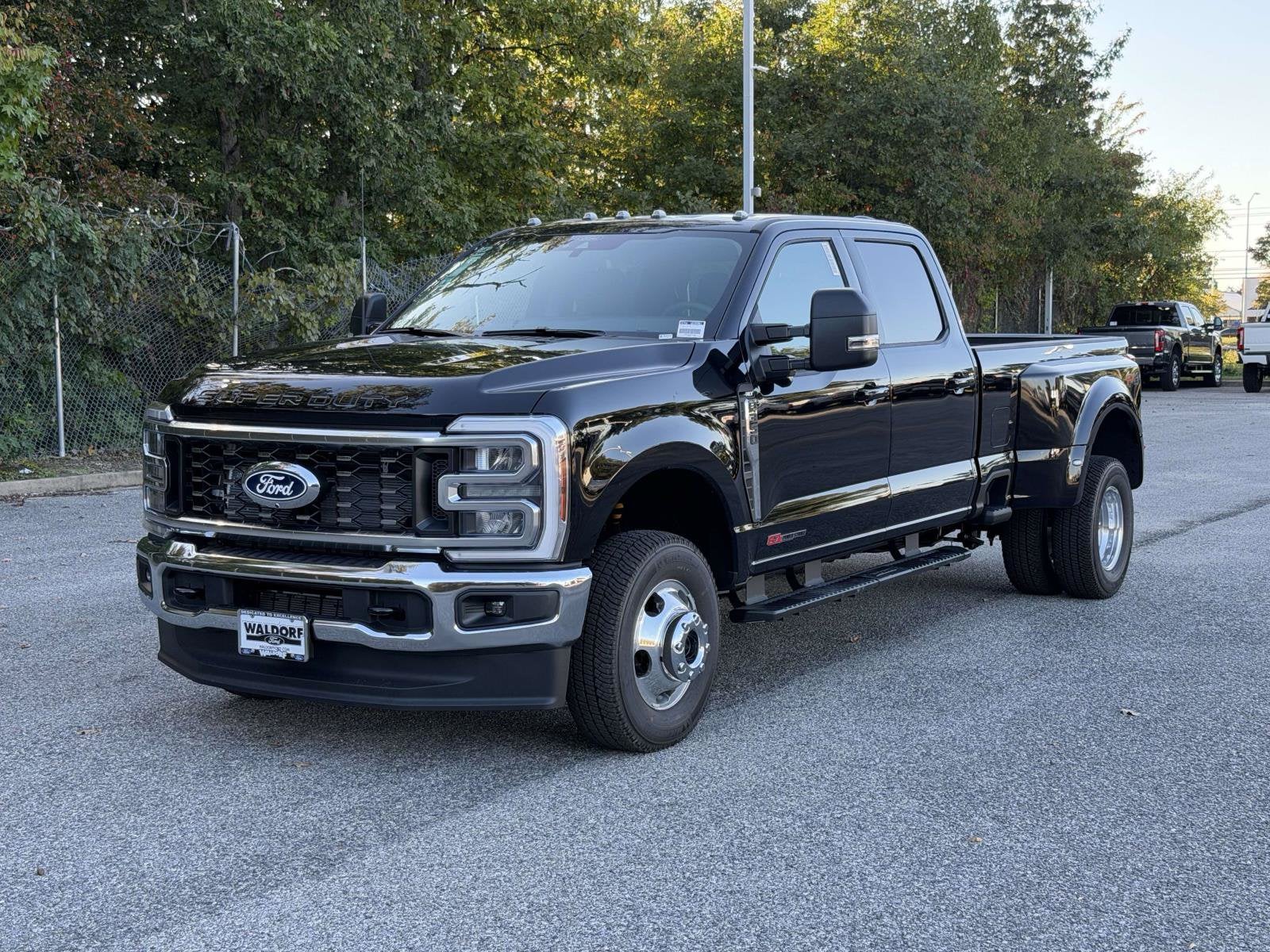 2027 Ford Super Duty F-350 DRW XLT