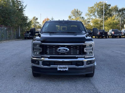 2027 Ford Super Duty F-350 DRW XLT