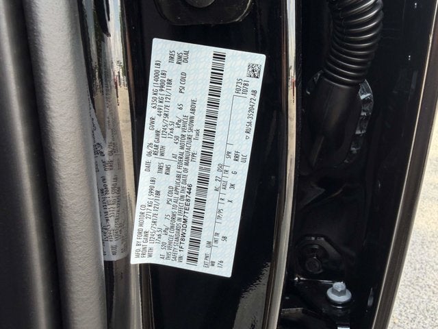 2026 Ford Super Duty F-350 DRW LARIAT