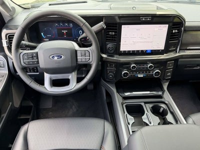 2026 Ford Super Duty F-350 DRW LARIAT