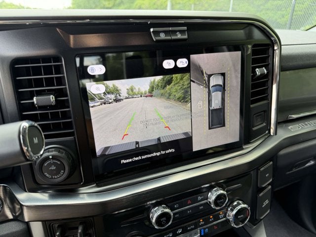 2026 Ford Super Duty F-350 DRW LARIAT