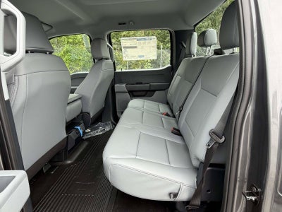 2027 Ford Super Duty F-350 DRW XL