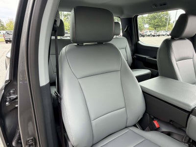 2027 Ford Super Duty F-350 DRW XL