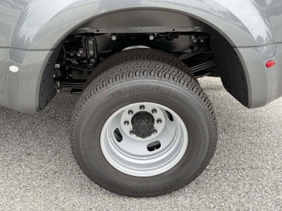 2027 Ford Super Duty F-350 DRW XL