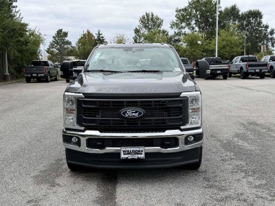 2027 Ford Super Duty F-350 DRW XL