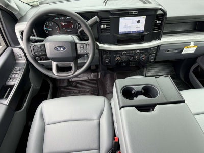 2027 Ford Super Duty F-350 DRW XL