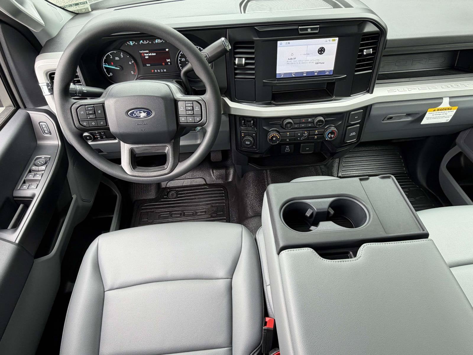 2027 Ford Super Duty F-350 DRW XL