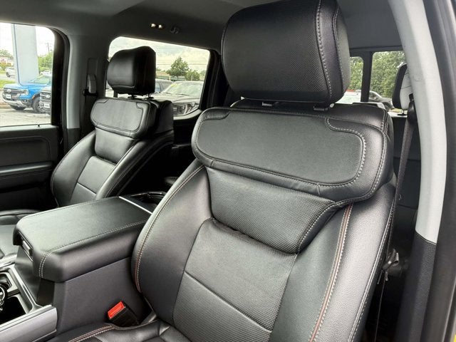 2023 Ford Super Duty F-350 DRW LARIAT