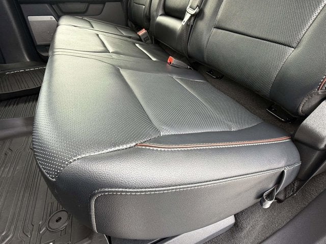 2023 Ford Super Duty F-350 DRW LARIAT