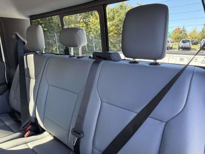 2027 Ford Super Duty F-350 DRW XL