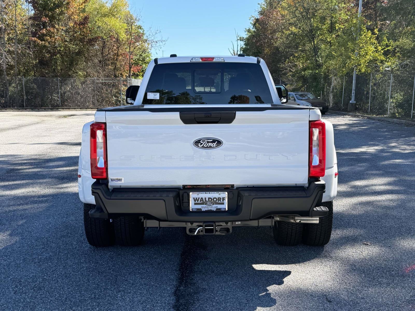 2027 Ford Super Duty F-350 DRW XL