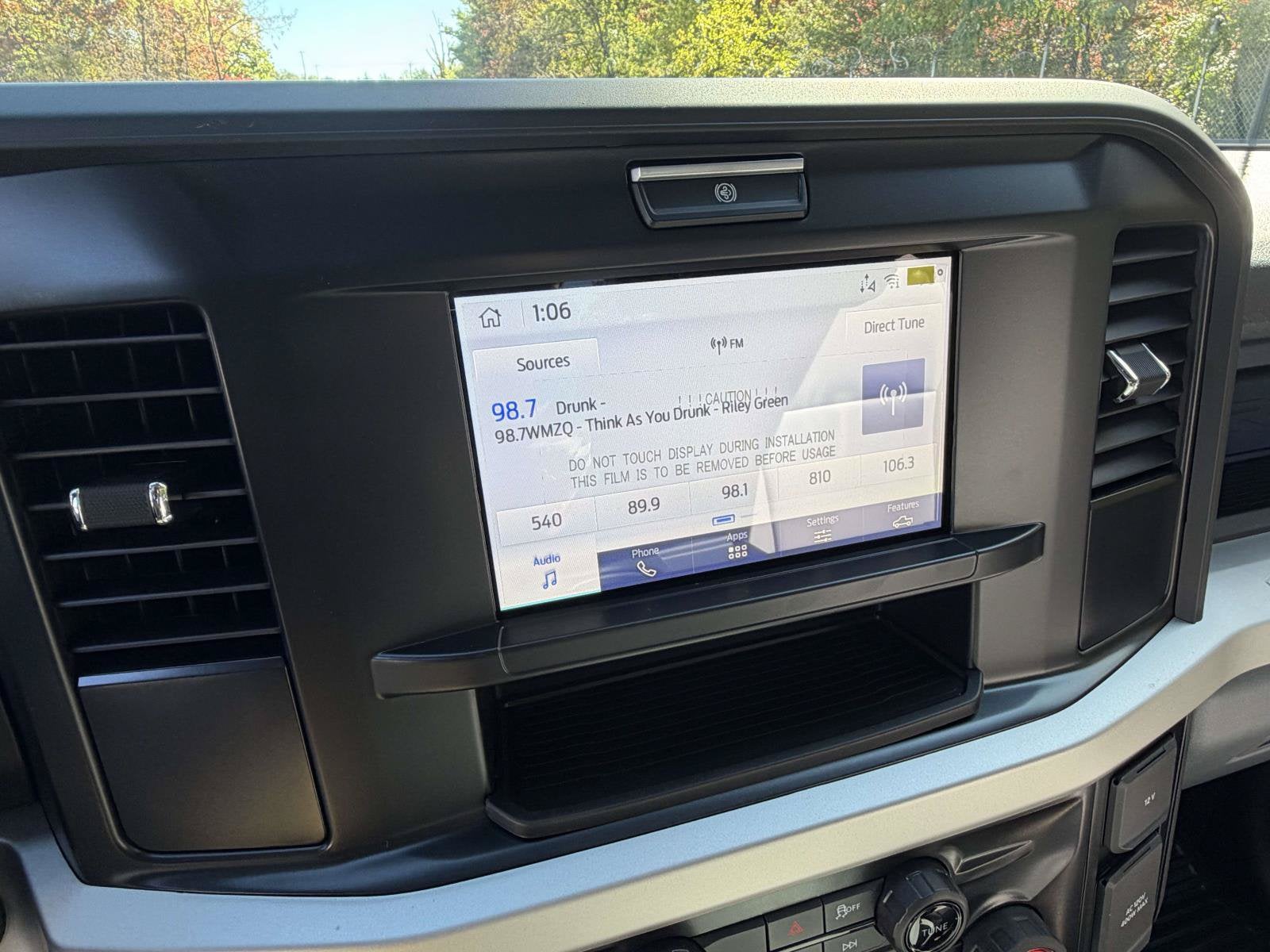 2027 Ford Super Duty F-350 DRW XL