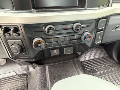 2026 Ford Super Duty F-350 DRW XL