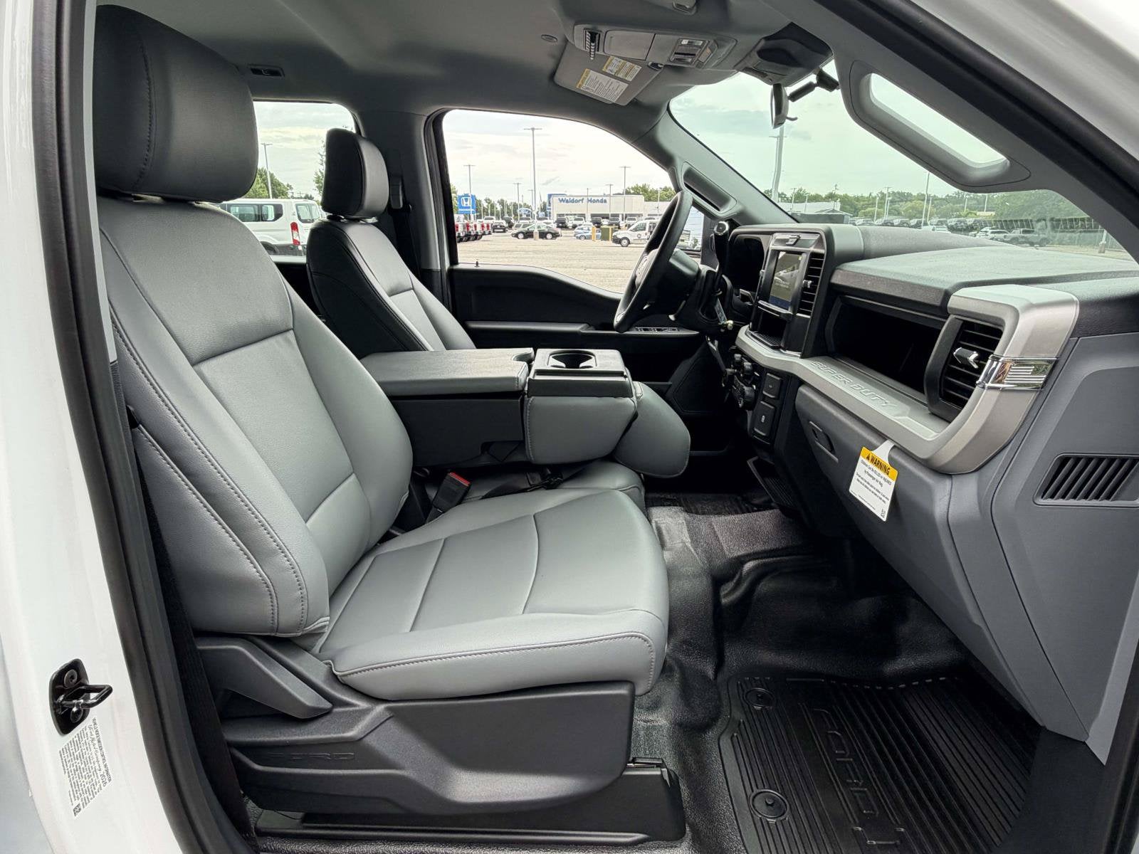2026 Ford Super Duty F-350 DRW XL