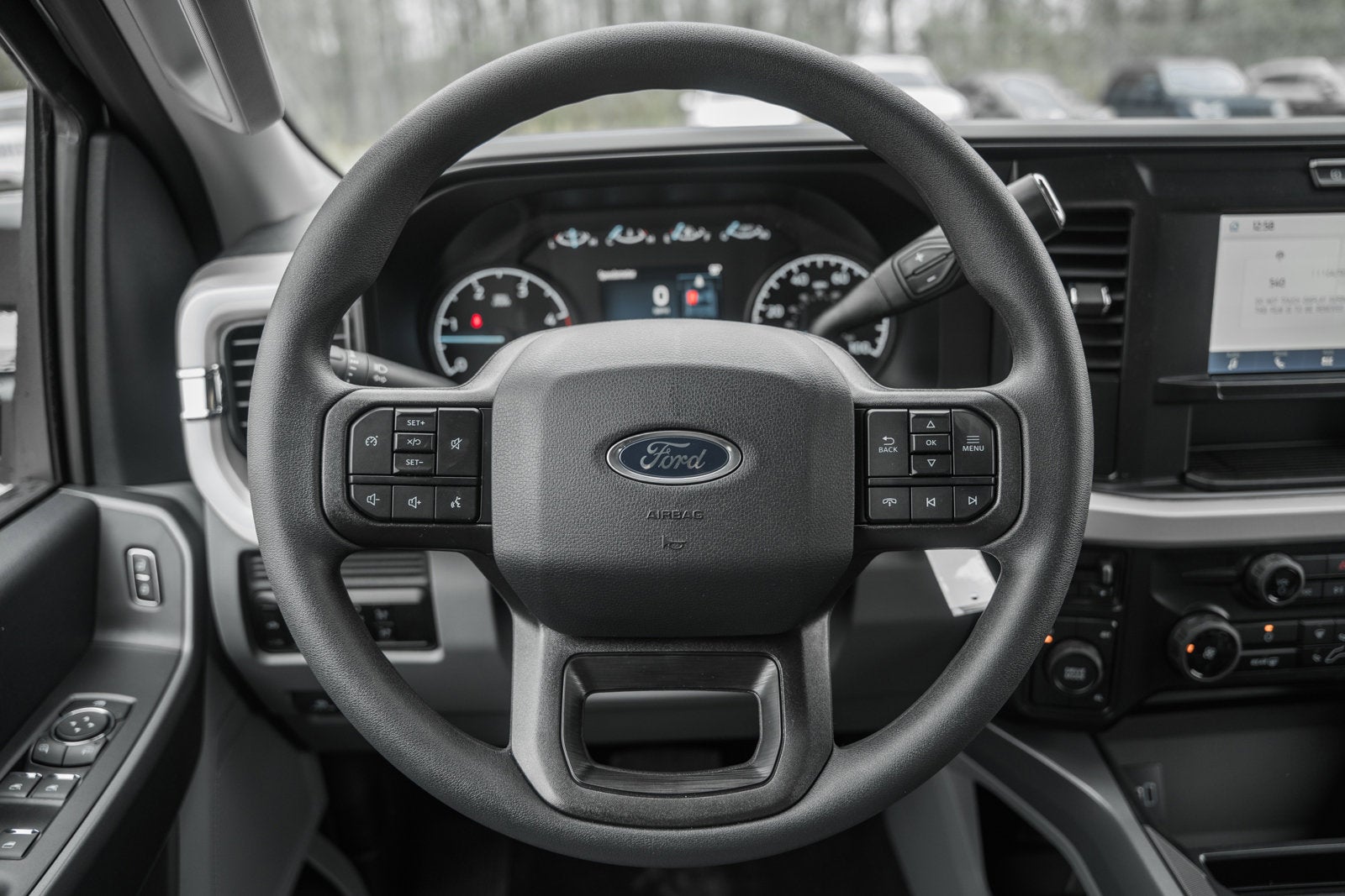 2026 Ford Super Duty F-350 DRW XLT