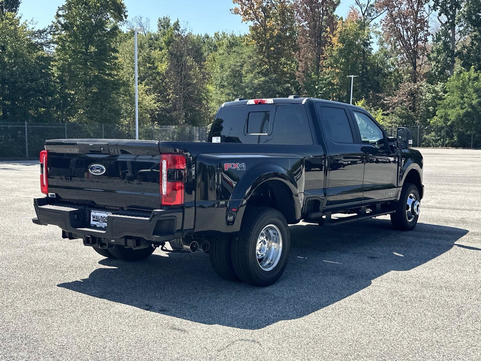 2026 Ford Super Duty F-350 DRW XL