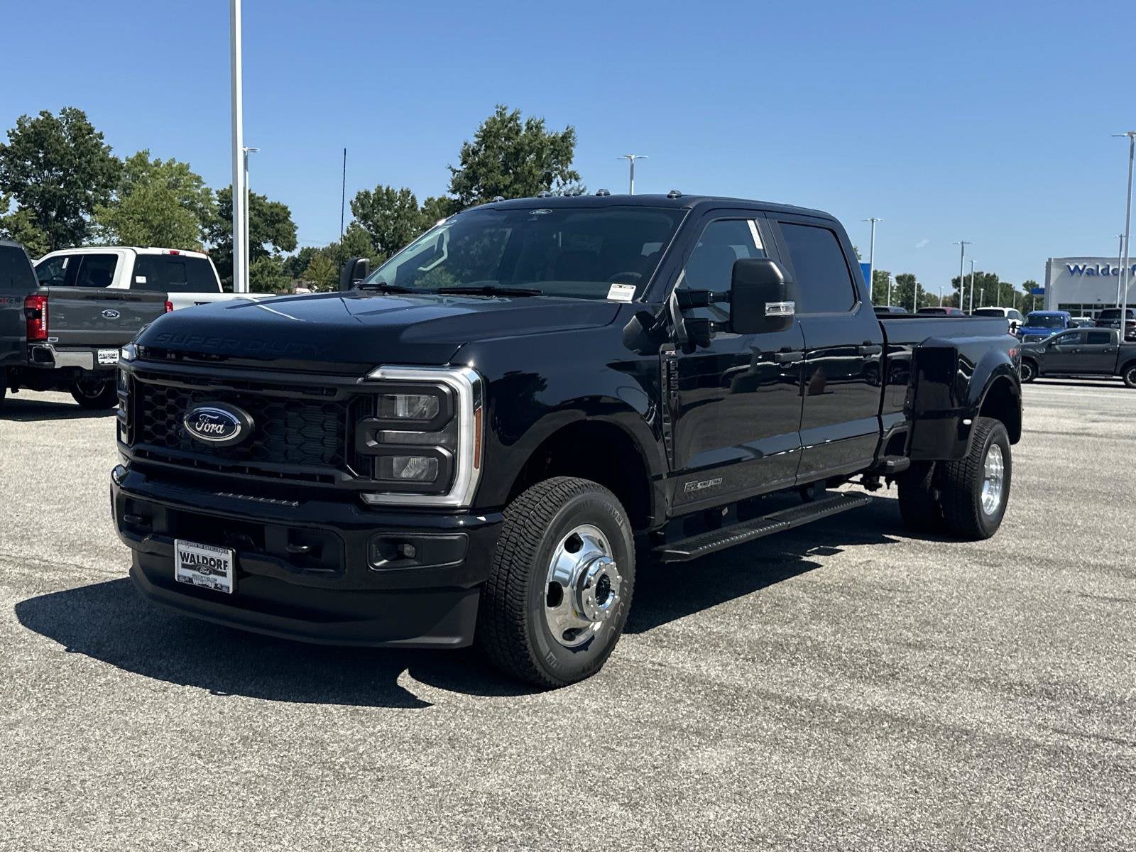 2026 Ford Super Duty F-350 DRW XL