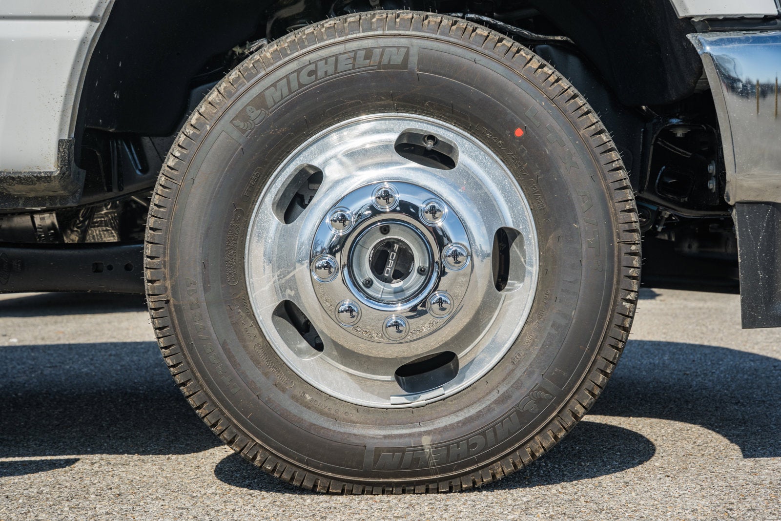 2026 Ford Super Duty F-350 DRW XLT