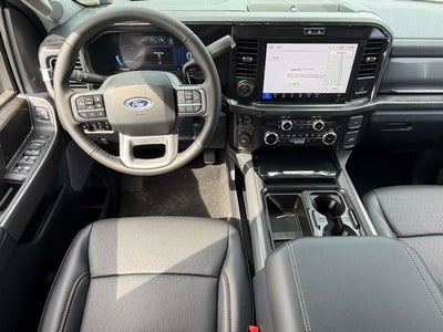 2026 Ford Super Duty F-350 DRW LARIAT