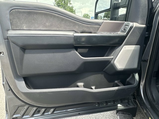 2026 Ford Super Duty F-450 DRW Platinum
