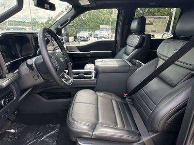 2026 Ford Super Duty F-450 DRW Platinum