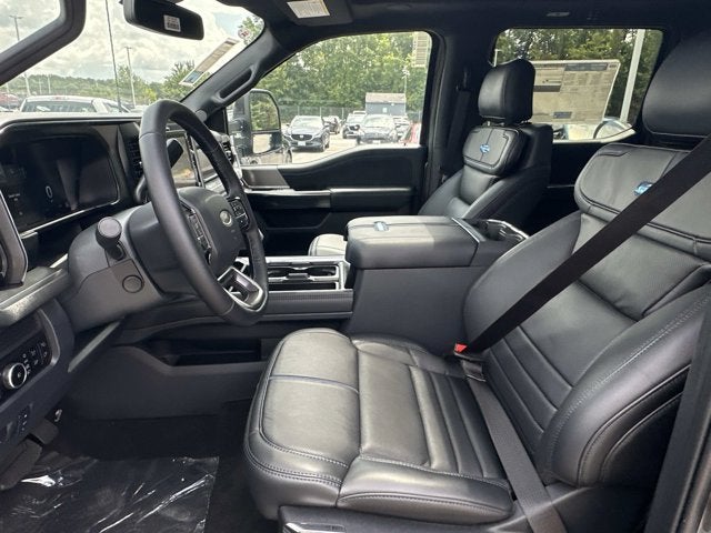 2026 Ford Super Duty F-450 DRW Platinum