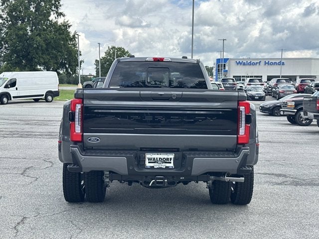 2026 Ford Super Duty F-450 DRW Platinum